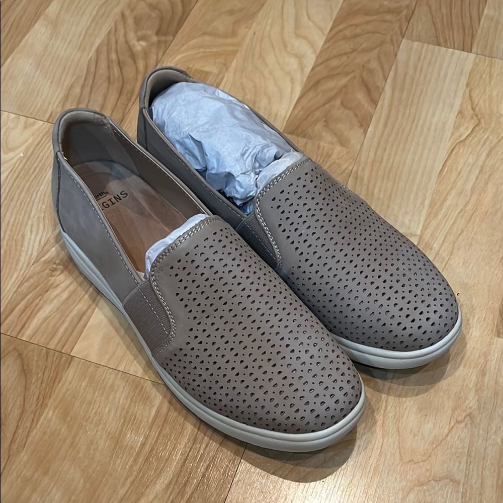 NWT Women’s Earth Origins Elin Wide Coco Slip On Sneaker